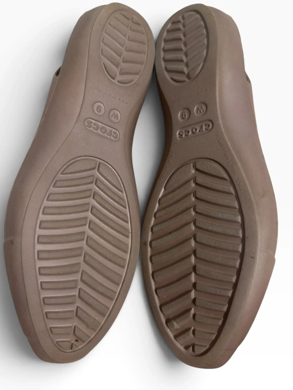 Crocs Sienna Flats Size 9 Brown Slip On Ballet Shoes Comfort Work Casual